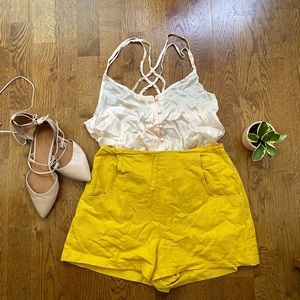 Leith M yellow shorts